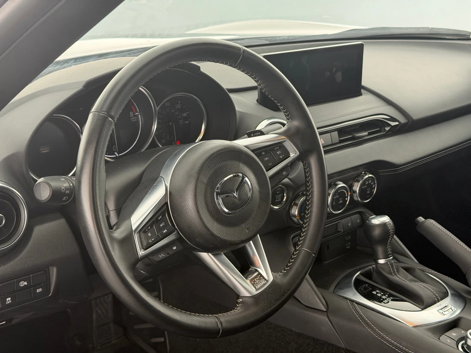 2025 Mazda ND MX-5 Miata - Image 21 of 31