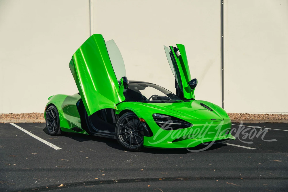 2025 McLaren 750S Spider - Image 9 of 11