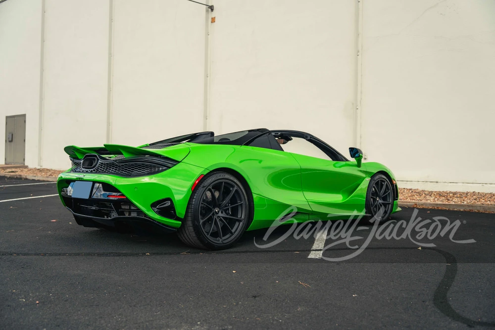 2025 McLaren 750S Spider - Image 2 of 11