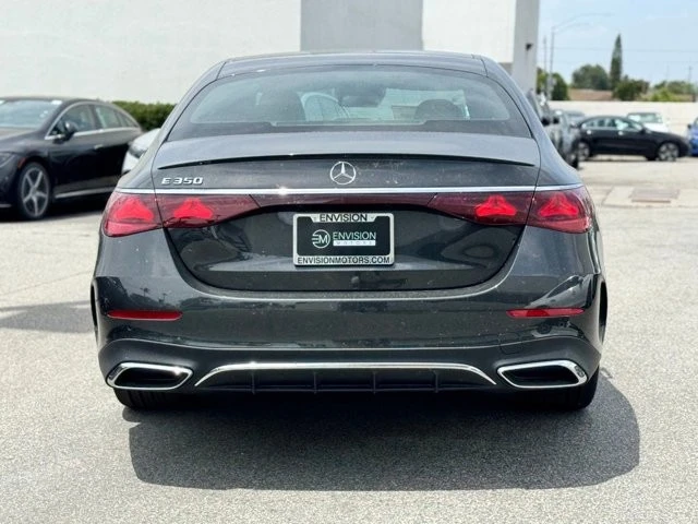 2025 Mercedes-Benz W214 E-Class - Image 11 of 12