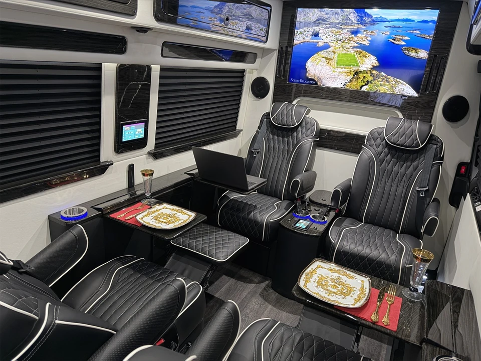 2025 Mercedes-Benz VS30 Sprinter - Image 5 of 21