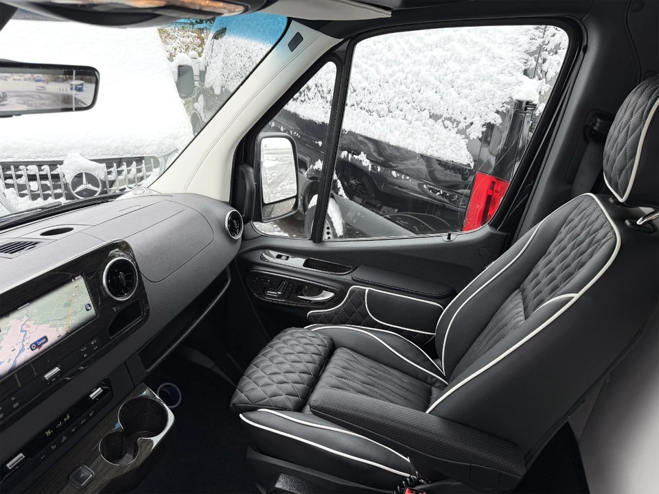 2025 Mercedes-Benz VS30 Sprinter - Image 26 of 31