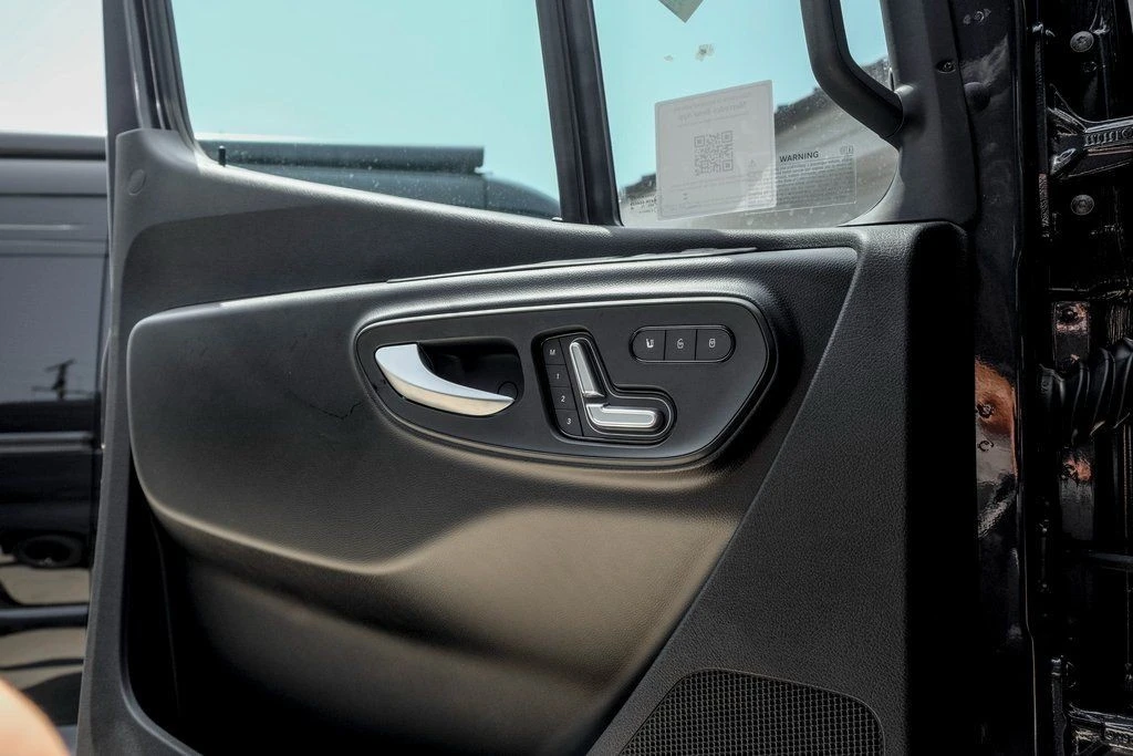 2025 Mercedes-Benz VS30 Sprinter - Image 13 of 21