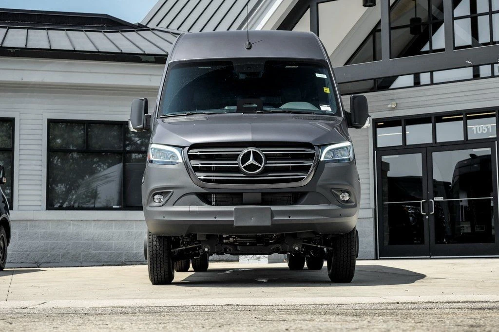 2025 Mercedes-Benz VS30 Sprinter - Image 5 of 21
