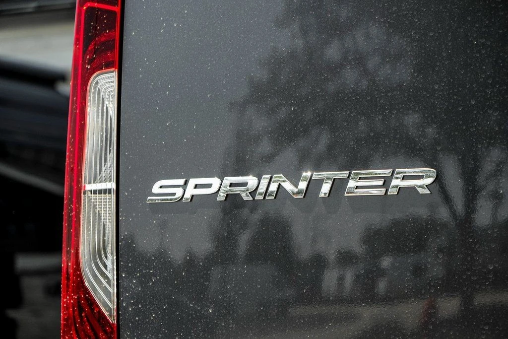 2025 Mercedes-Benz VS30 Sprinter - Image 9 of 21