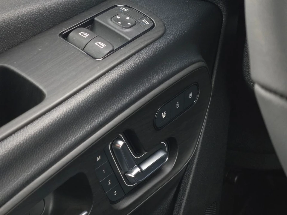2025 Mercedes-Benz VS30 Sprinter - Image 20 of 21