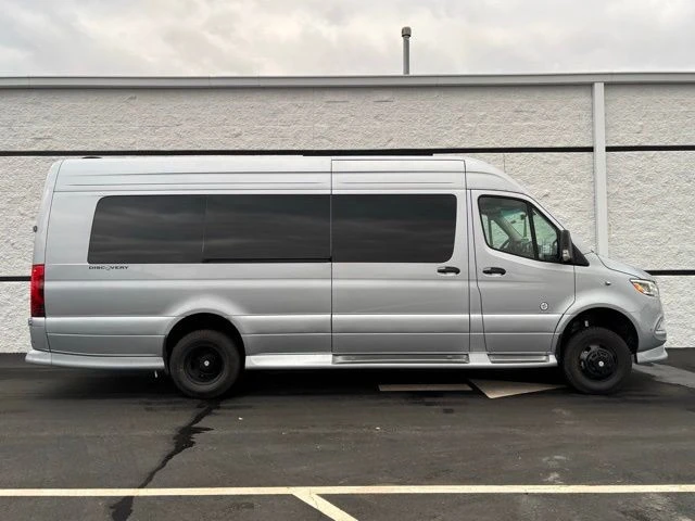 2025 Mercedes-Benz VS30 Sprinter - Image 8 of 21