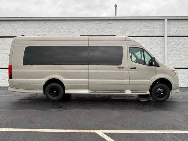 2025 Mercedes-Benz VS30 Sprinter - Image 8 of 21