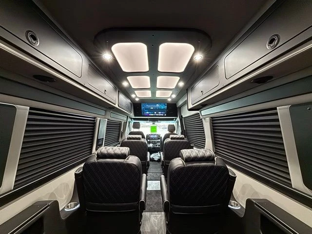 2025 Mercedes-Benz VS30 Sprinter - Image 5 of 21