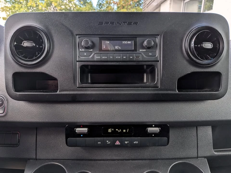 2025 Mercedes-Benz VS30 Sprinter - Image 11 of 19