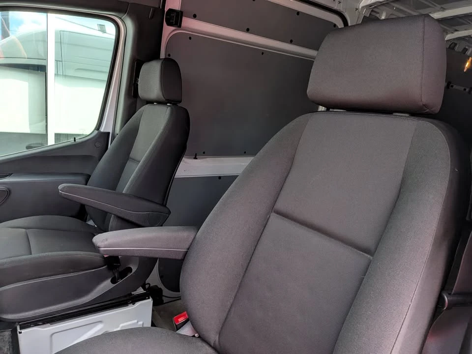 2025 Mercedes-Benz VS30 Sprinter - Image 17 of 19