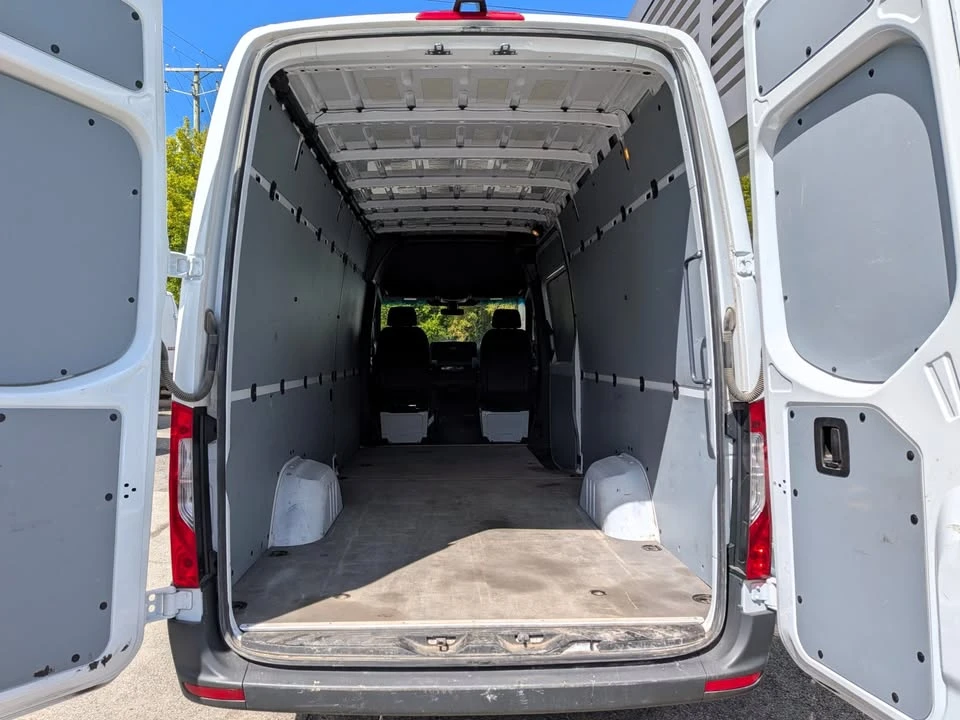 2025 Mercedes-Benz VS30 Sprinter - Image 18 of 19