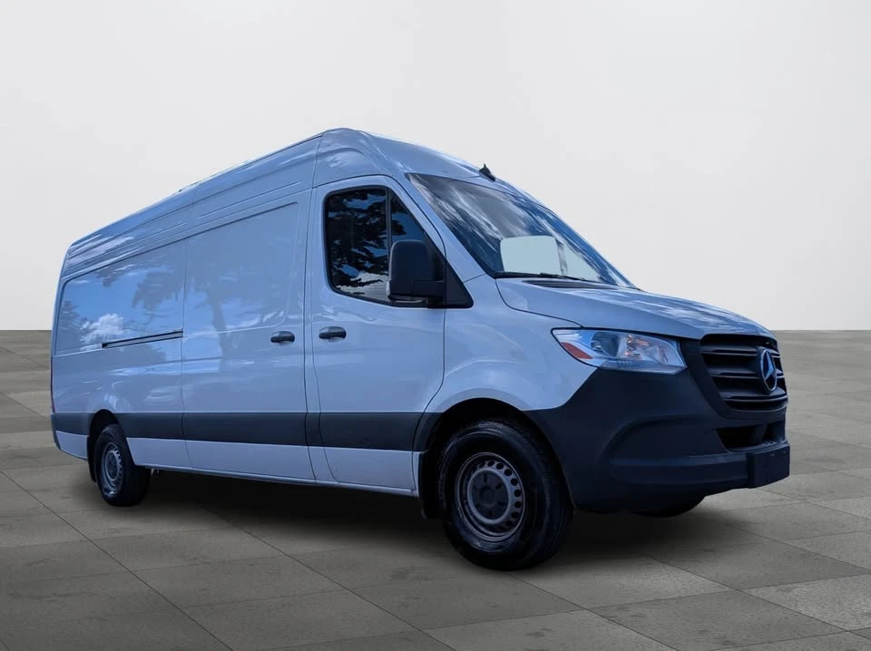 2025 Mercedes-Benz VS30 Sprinter - Image 4 of 19