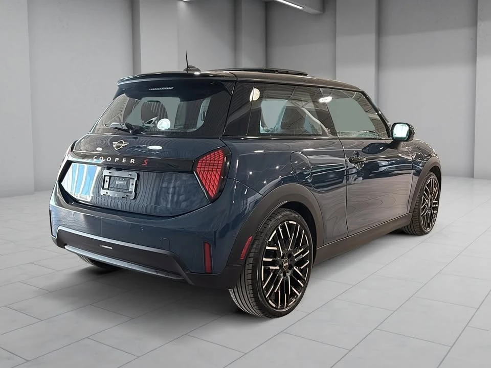 2025 Mini Mini 4th Gen - Image 12 of 20