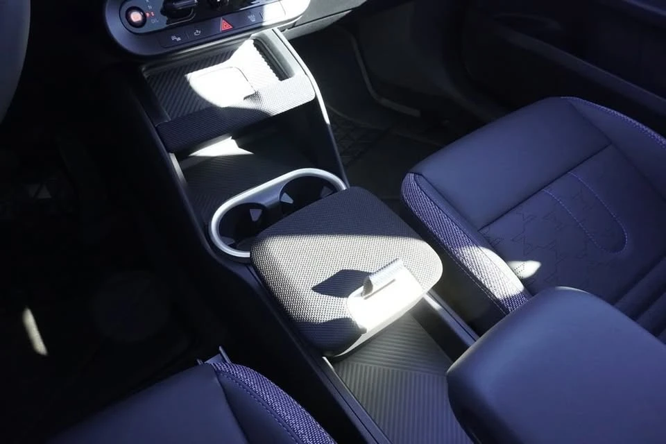 2025 Mini Countryman 3rd Gen - Image 9 of 20