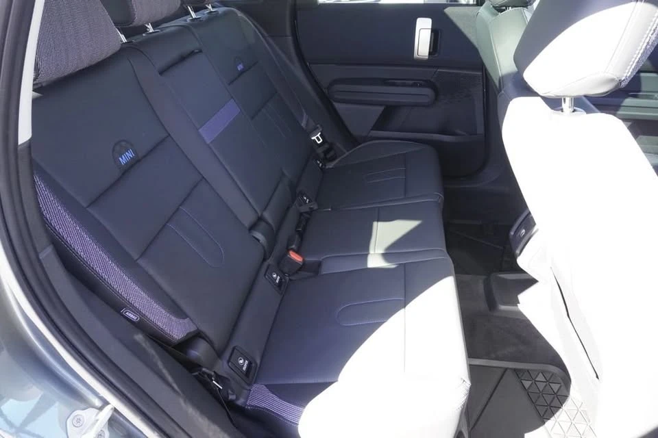 2025 Mini Countryman 3rd Gen - Image 17 of 20