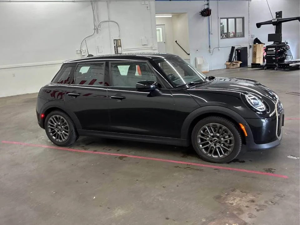 2025 Mini Mini 4th Gen - Image 2 of 10