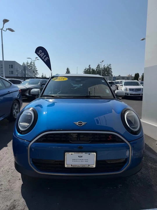 2025 Mini Mini 4th Gen - Image 2 of 13