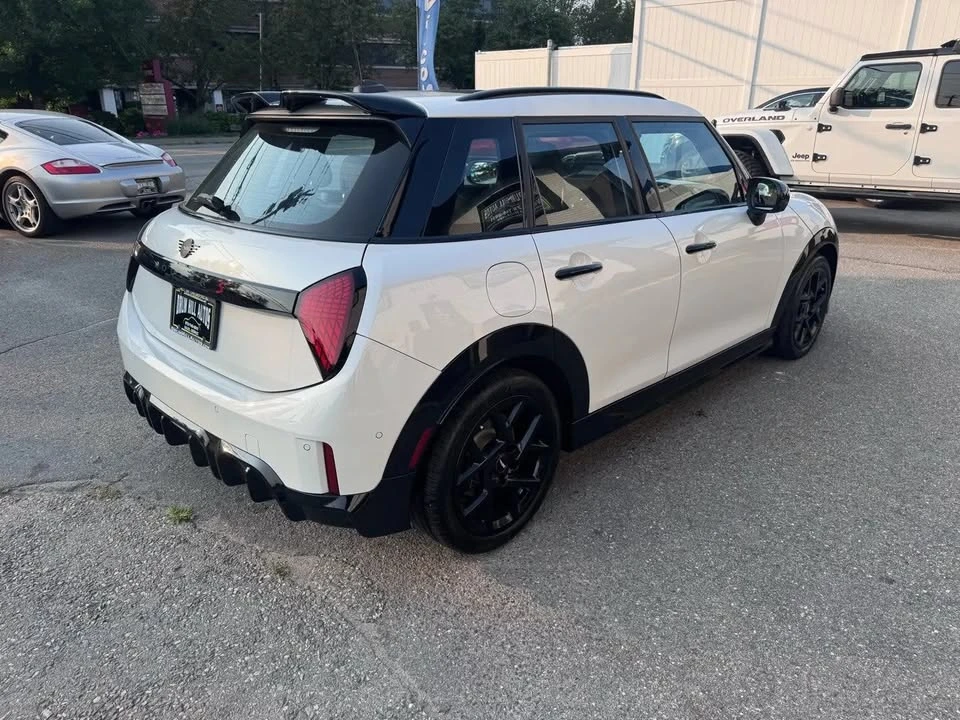 2025 Mini Mini 4th Gen - Image 5 of 20