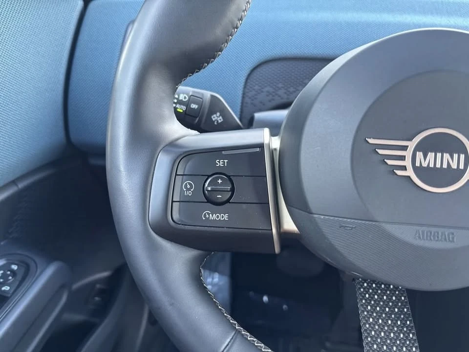 2025 Mini Countryman 3rd Gen - Image 15 of 19