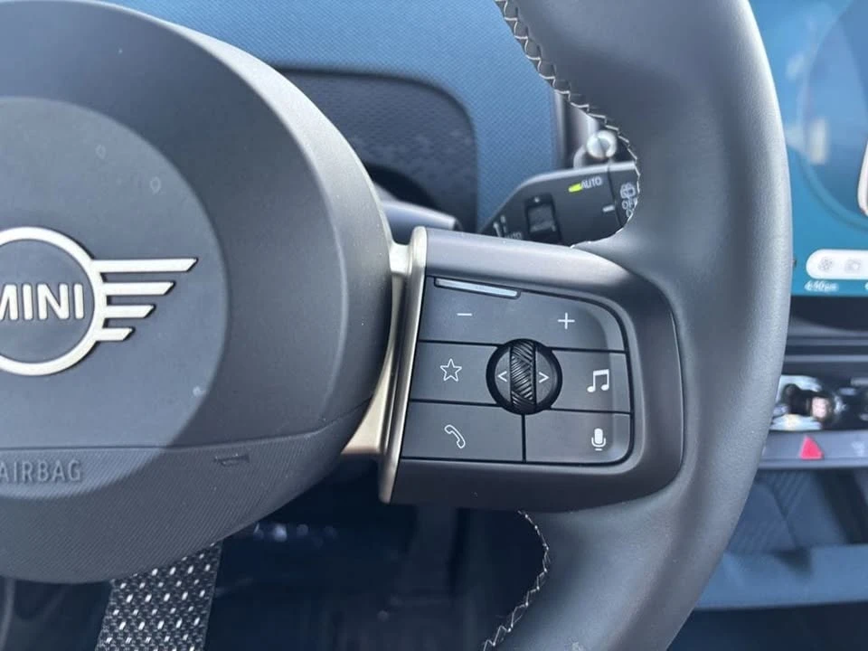 2025 Mini Countryman 3rd Gen - Image 14 of 19