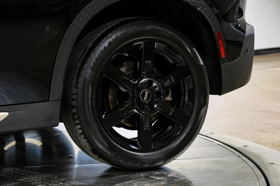 2025 Mini Countryman 3rd Gen - Image 17 of 20