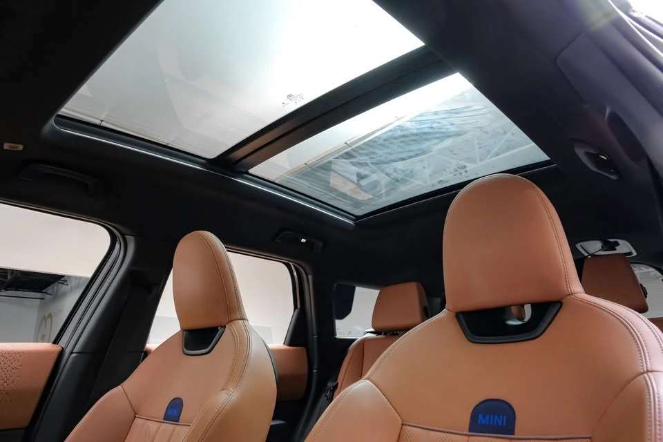 2025 Mini Countryman 3rd Gen - Image 12 of 20