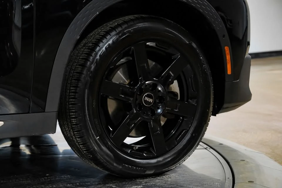 2025 Mini Countryman 3rd Gen - Image 15 of 20