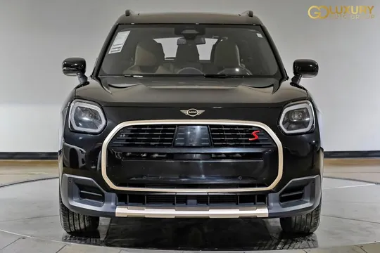 2025 MINI Cooper S Countryman Iconic