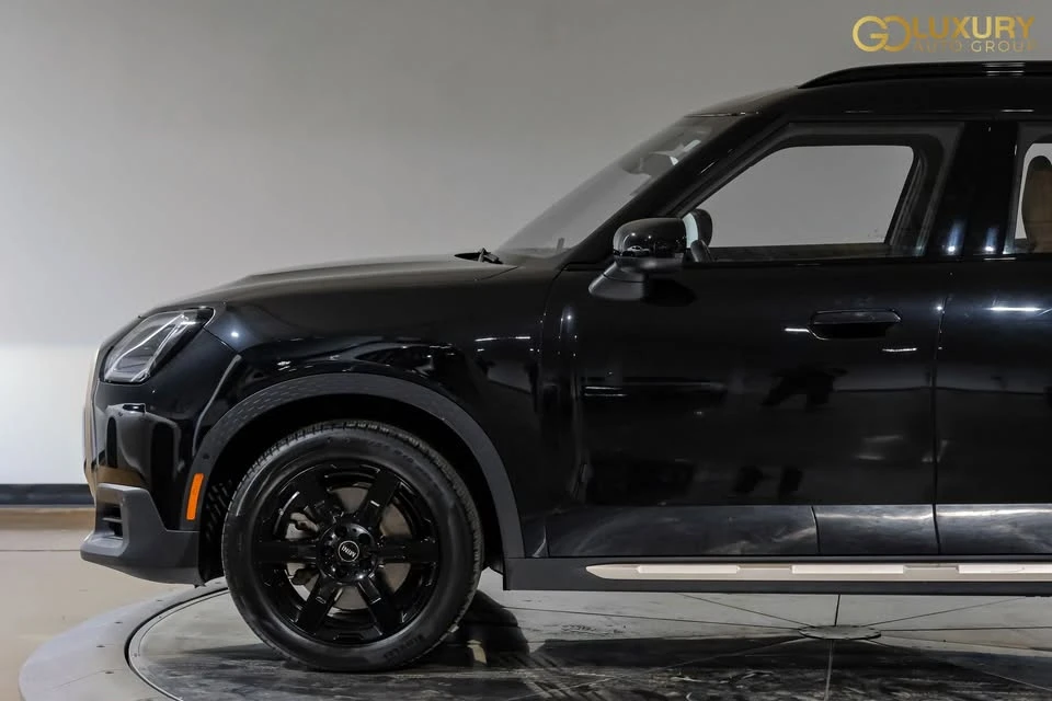 2025 Mini Countryman 3rd Gen - Image 11 of 20