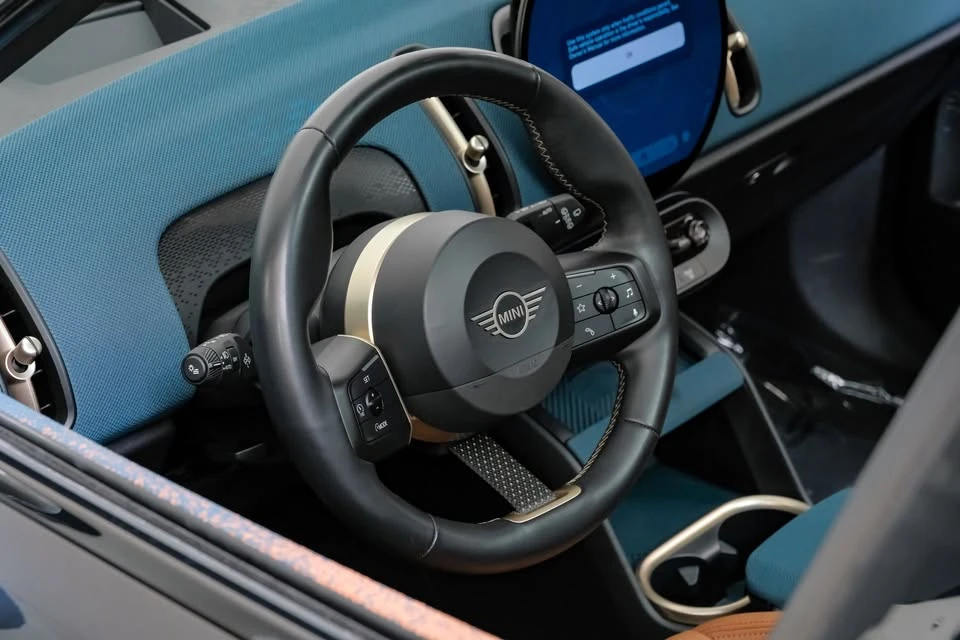 2025 Mini Countryman 3rd Gen - Image 16 of 20