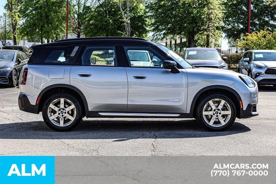 2025 Mini Countryman 3rd Gen - Image 9 of 20