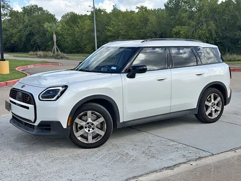 2025 MINI Cooper S Countryman Signature Plus