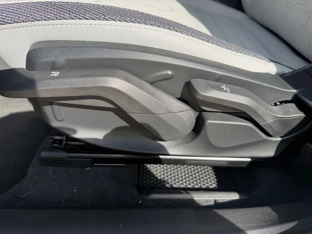 2025 Mini Countryman 3rd Gen - Image 13 of 20