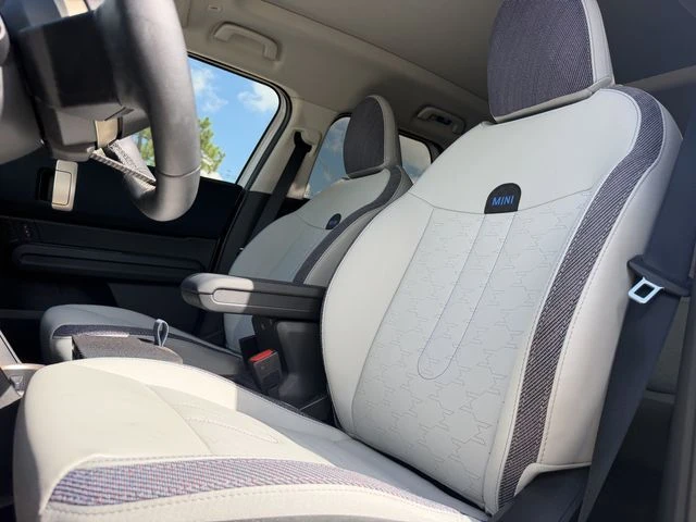2025 Mini Countryman 3rd Gen - Image 12 of 20