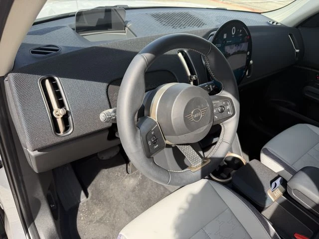 2025 Mini Countryman 3rd Gen - Image 14 of 20
