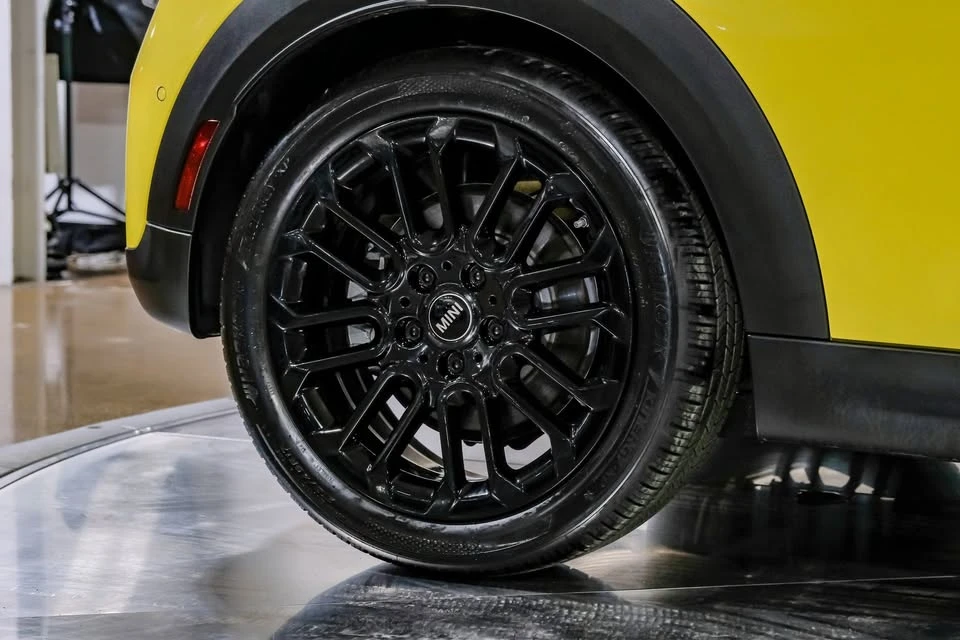 2025 Mini Mini 4th Gen - Image 18 of 20