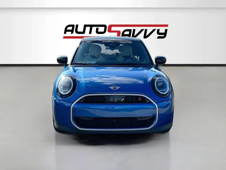 2025 Mini Mini 4th Gen - Image 2 of 20