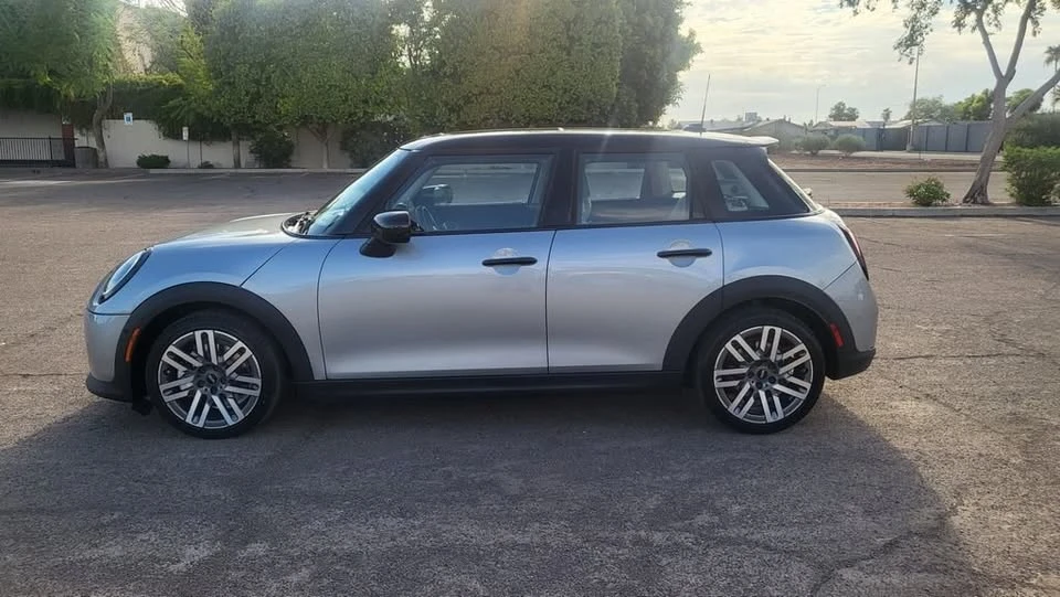 2025 Mini Mini 4th Gen - Image 5 of 20