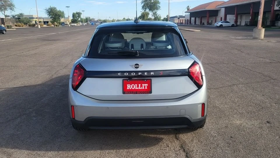 2025 Mini Mini 4th Gen - Image 8 of 20