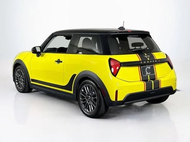 2025 Mini Mini 4th Gen - Image 3 of 20