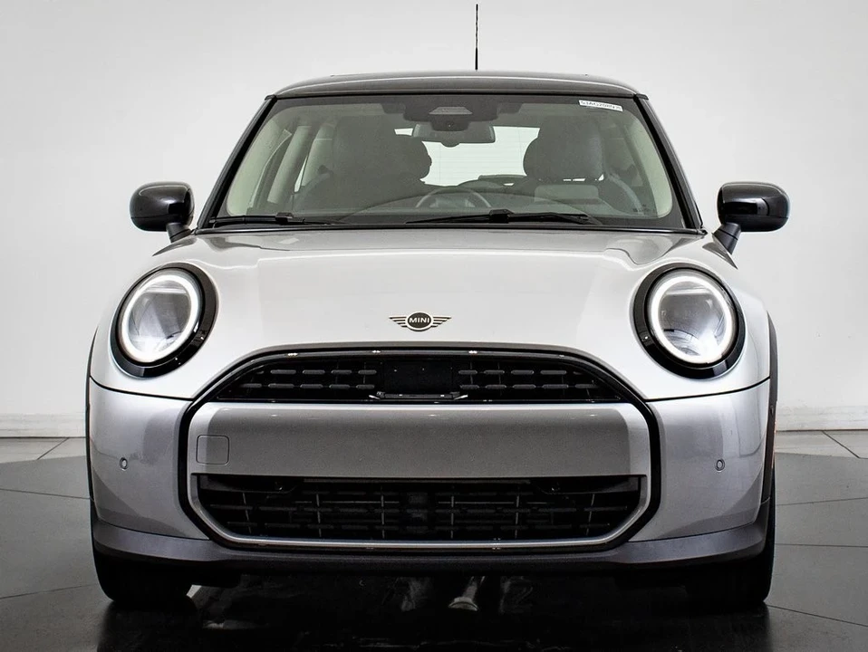 2025 Mini Mini 4th Gen - Image 2 of 21