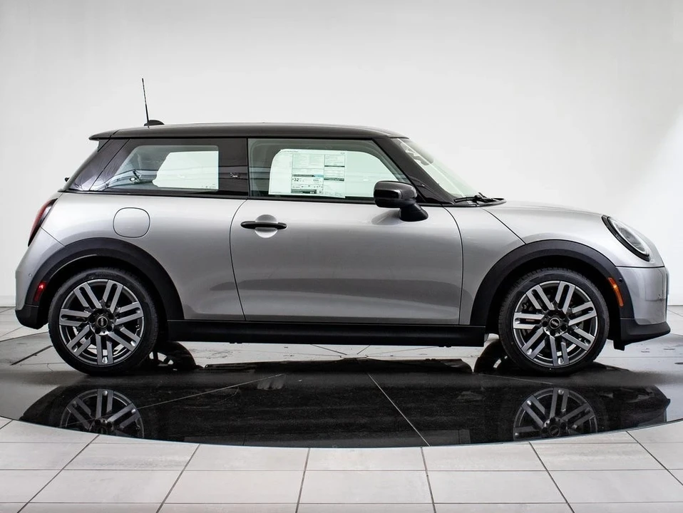 2025 Mini Mini 4th Gen - Image 10 of 21