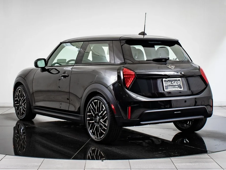 2025 Mini Mini 4th Gen - Image 6 of 21