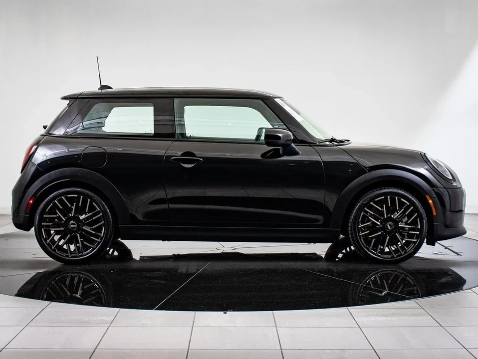 2025 Mini Mini 4th Gen - Image 11 of 21