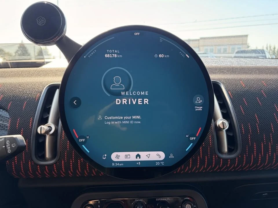2025 Mini Countryman 3rd Gen - Image 19 of 20