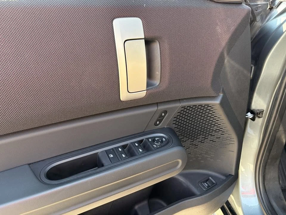 2025 Mini Countryman 3rd Gen - Image 15 of 20