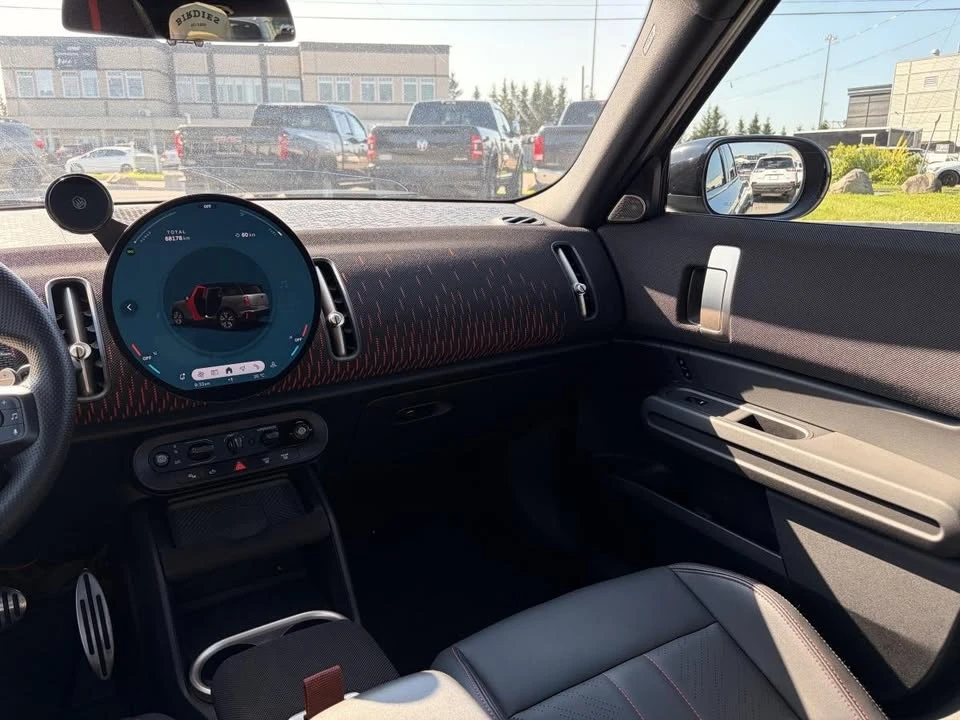 2025 Mini Countryman 3rd Gen - Image 18 of 20