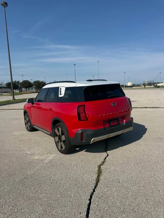 2025 Mini Countryman 3rd Gen - Image 8 of 17