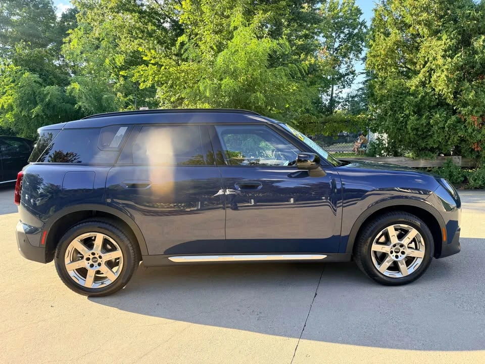 2025 Mini Countryman 3rd Gen - Image 8 of 15